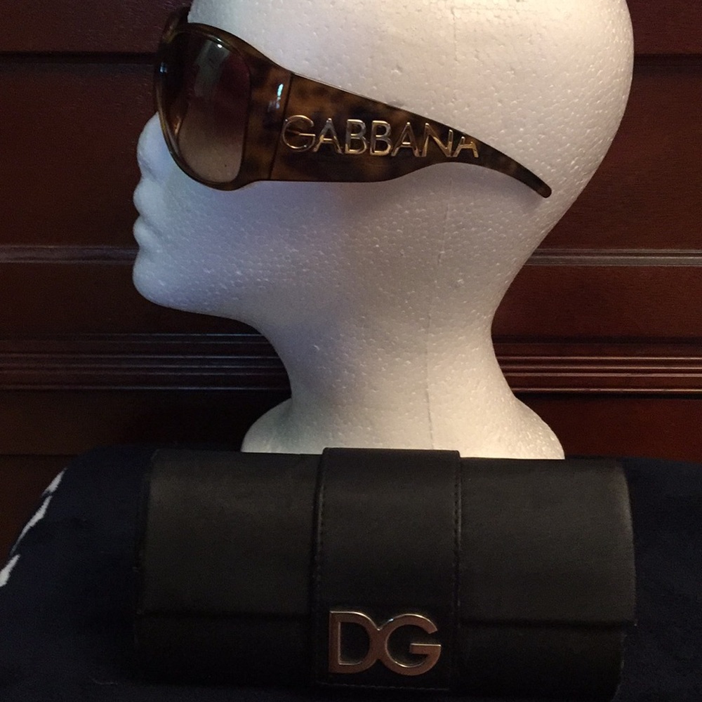 Designer DOLCE GABBANA sunglasses, brown color with Gold logo letters on arms.. - Picture 3 of 8